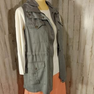 NWT Me Jane gray vest detachable hood drawstring waist sz XS